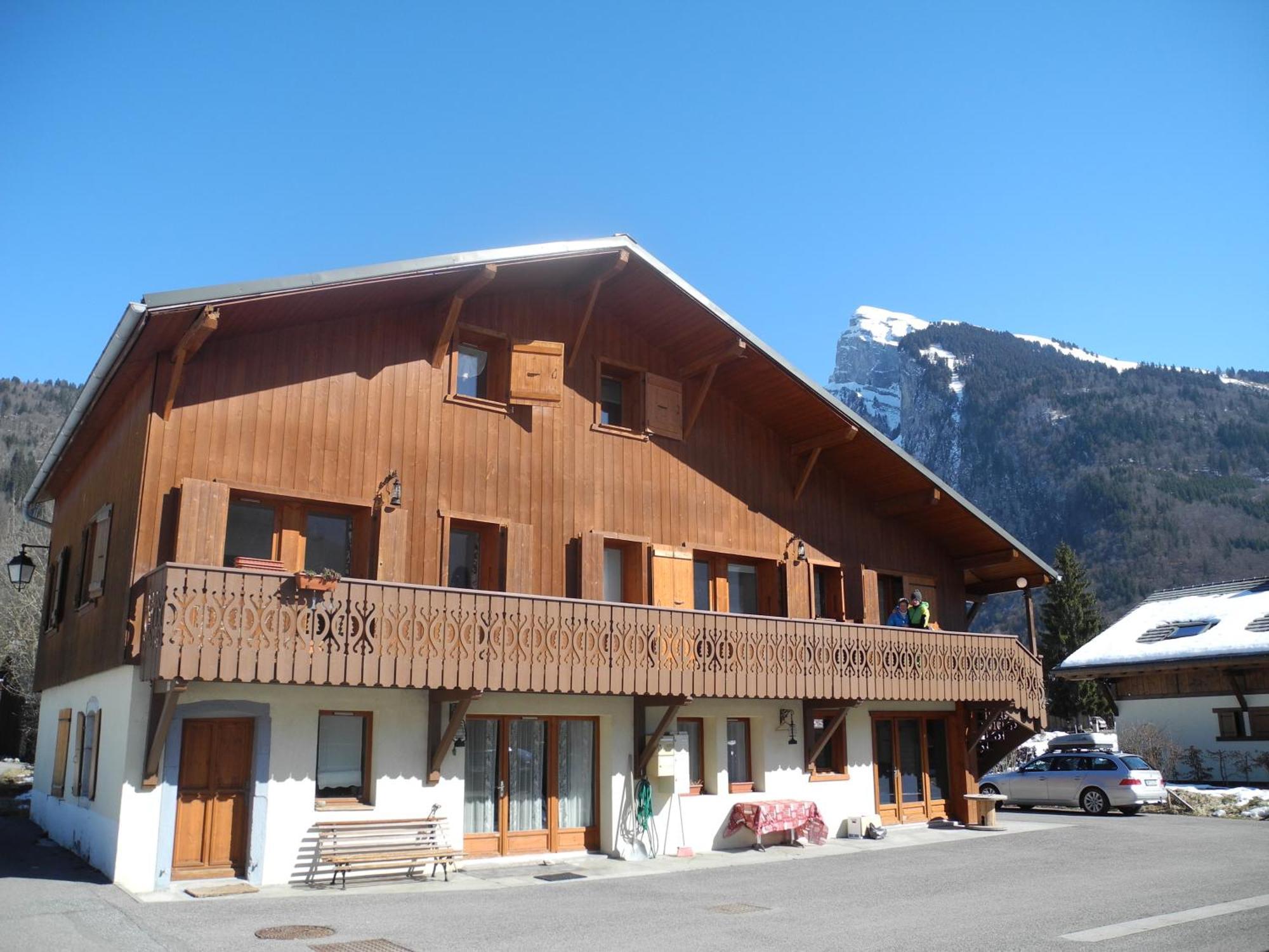 16 Personnes Samoëns